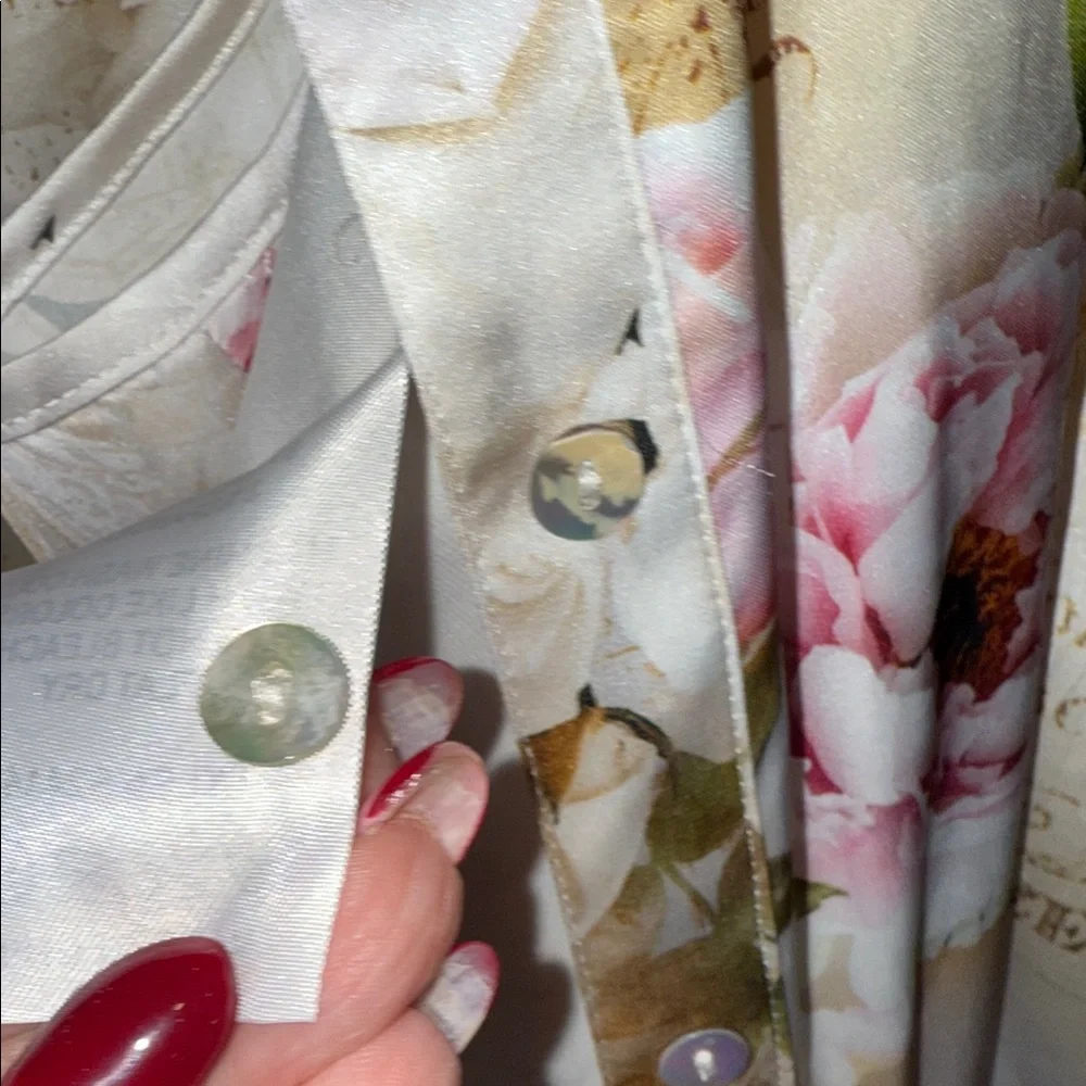 Floral Cream Midi 2 sleeveless dress with coordinating blouse - Picture 13 of 14